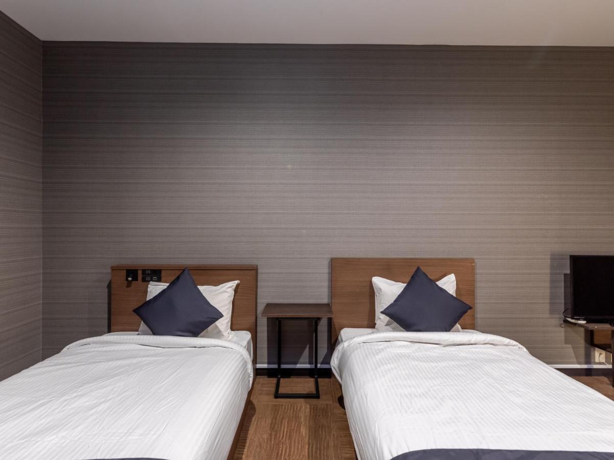 Oyo E-stay Rokujo Guest house *